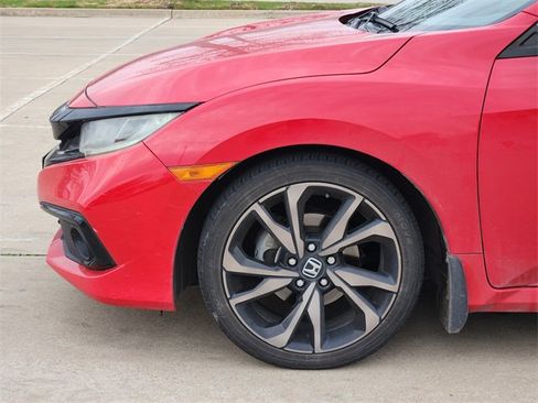 Used 2019 Honda Civic Sport image 8