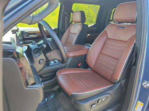 Used 2025 GMC Sierra 1500 Denali Ultimate AWD/4WD image 14