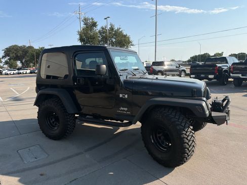 Used 2005 Jeep Wrangler X w/ Tire & Wheel Group (Ecco) AWD/4WD image 4