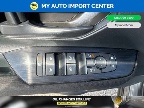 Used 2025 Nissan Kicks S AWD/4WD image 11