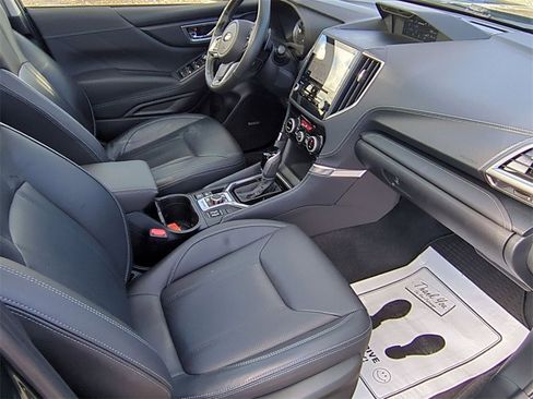 Used 2023 Subaru Forester Touring image 32