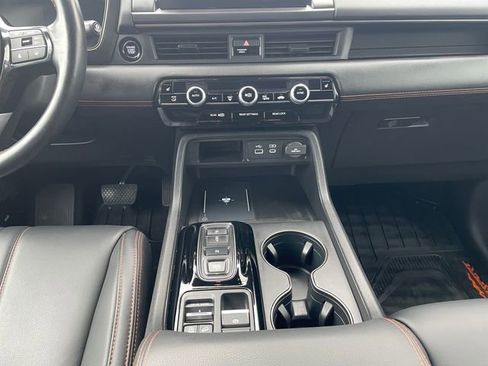 Certified 2023 Honda Pilot TrailSport image 11