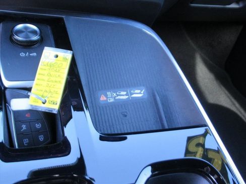 Used 2025 Buick Enclave Sport Touring image 25