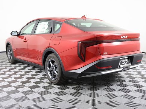Certified 2025 Kia K4 LXS image 6