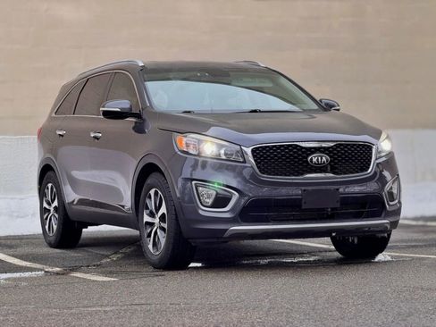 Used 2016 Kia Sorento EX w/ EX Premium Package AWD/4WD image 2