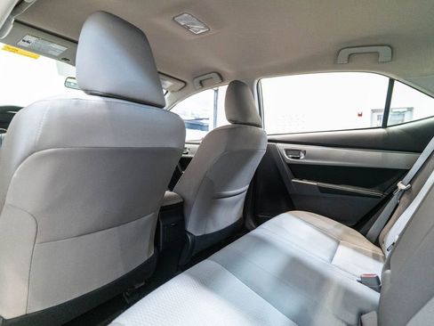 Used 2016 Toyota Corolla LE FWD image 14
