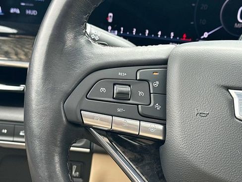 Certified 2024 Cadillac Escalade Premium Luxury image 8