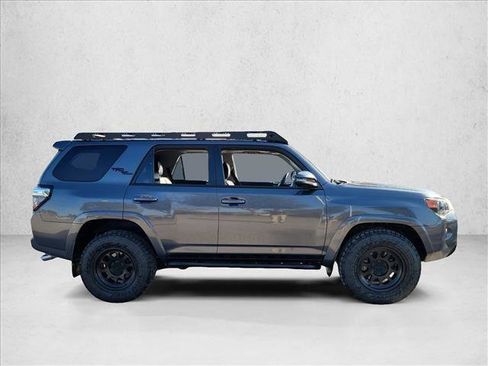 Used 2021 Toyota 4Runner TRD Off-Road Premium w/ Moonroof Package image 4