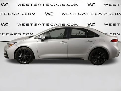 Used 2025 Toyota Corolla SE FWD image 37