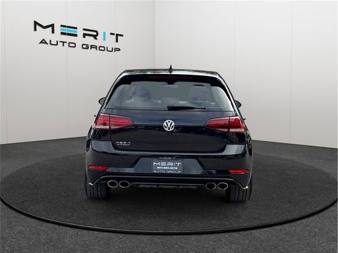 Used 2019 Volkswagen Golf R 4-Door image 8