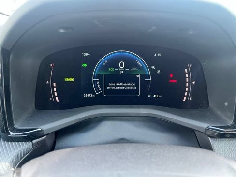 Used 2025 Toyota Camry SE FWD image 18