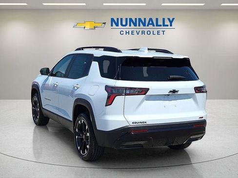 New 2026 Chevrolet Equinox RS w/ Convenience Package III FWD image 3