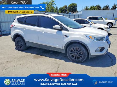 Used 2017 Ford Escape SE w/ Equipment Group 201A AWD/4WD image 5