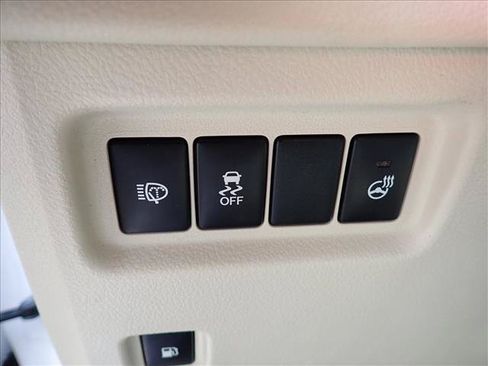 Used 2011 Lexus GX 460 Premium AWD/4WD image 14