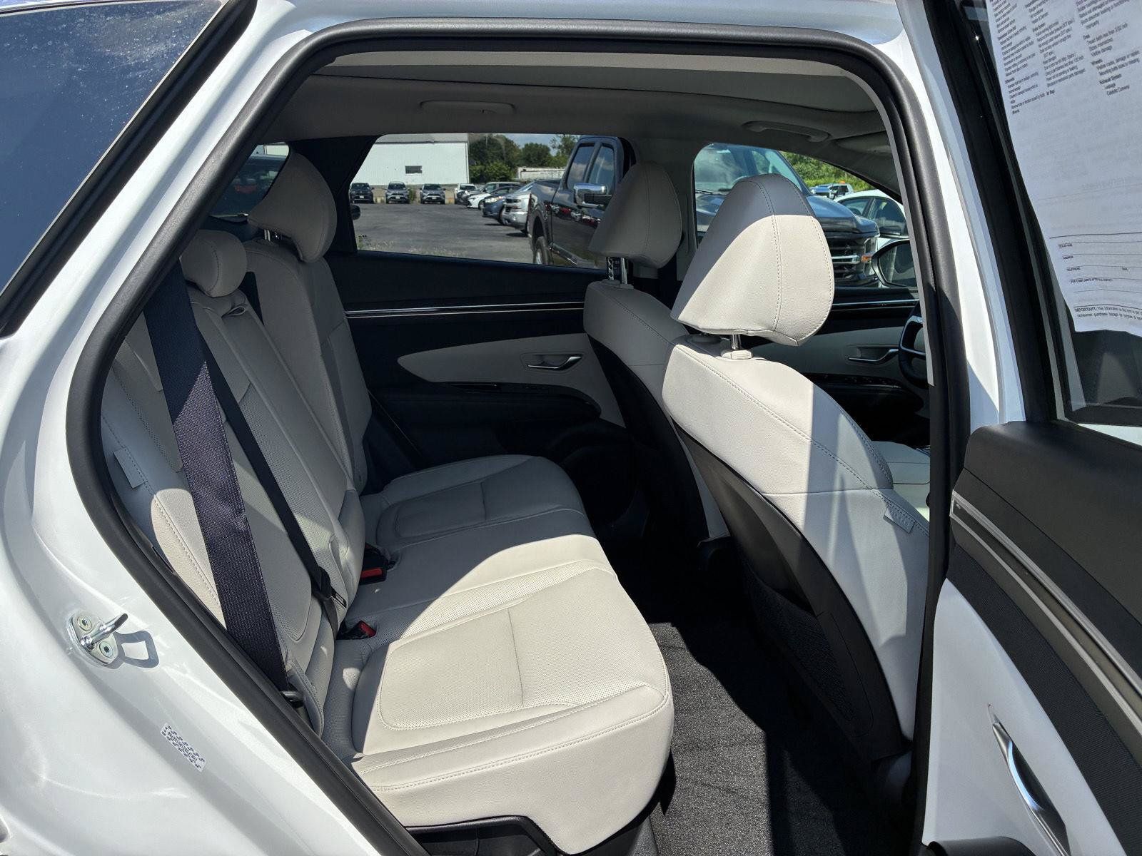 New 2024 Hyundai Tucson Limited AWD/4WD image 13