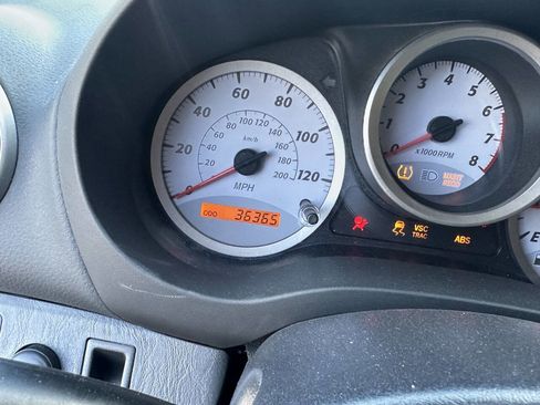 Used 2004 Toyota RAV4 4WD image 4