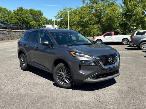 Certified 2023 Nissan Rogue S AWD/4WD image 2