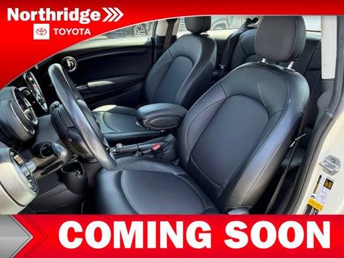 Used 2017 MINI Cooper 2-Door Hardtop FWD image 5