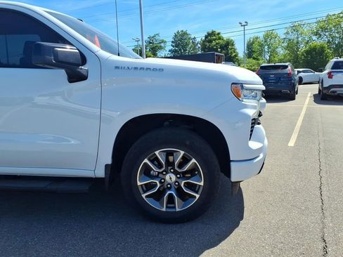 Used 2022 Chevrolet Silverado 1500 RST w/ Convenience Package II AWD/4WD image 24