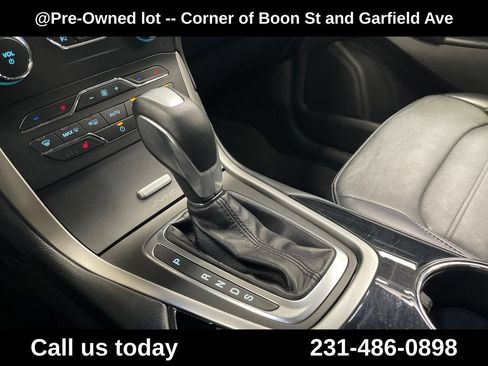 Used 2016 Ford Edge SEL w/ Canadian Touring Package AWD/4WD image 27