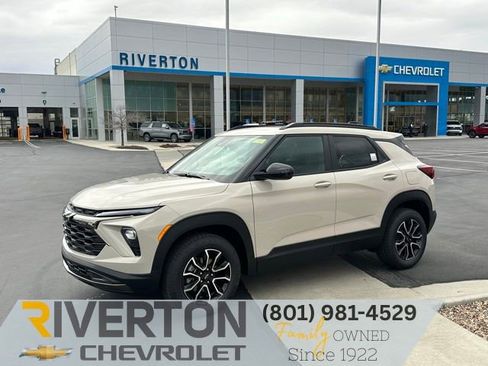 New 2026 Chevrolet TrailBlazer ACTIV w/ Convenience Package AWD/4WD image 1