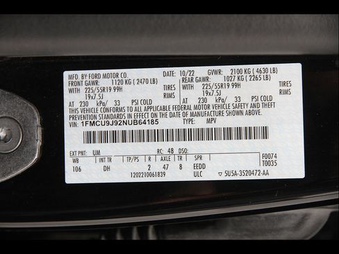 Used 2022 Ford Escape Titanium w/ Titanium Elite Package AWD/4WD image 23