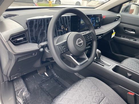 New 2026 Nissan Kicks SV image 13