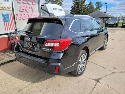 Used 2019 Subaru Outback 3.6R Touring image 5