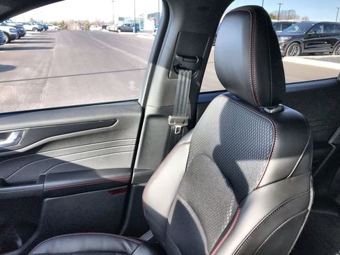 New 2026 Ford Escape ST-Line w/ Tech Pack #1 image 22