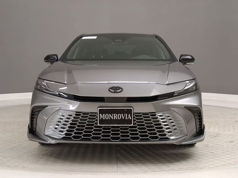 Used 2025 Toyota Camry XSE image 4