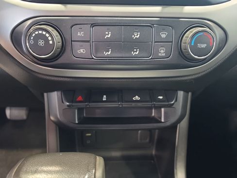 Used 2017 Chevrolet Colorado LT w/ LT Convenience Package AWD/4WD image 21