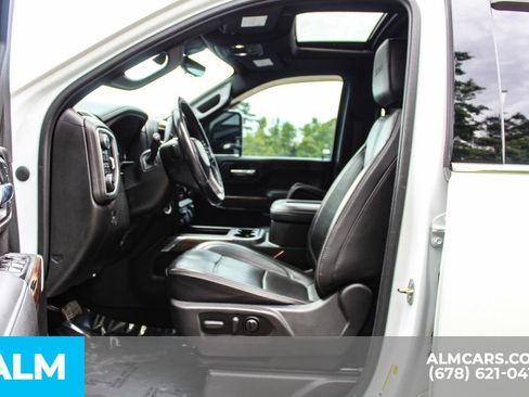 Used 2022 Chevrolet Silverado 3500 High Country w/ Technology Package AWD/4WD image 11