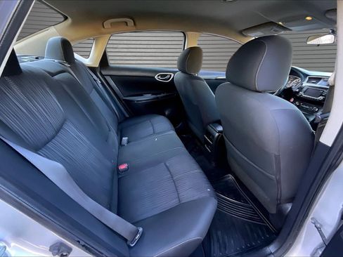 Used 2017 Nissan Sentra SV FWD image 24