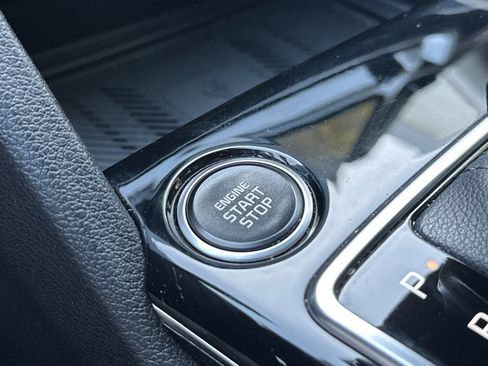 Used 2024 Kia Sportage EX image 20