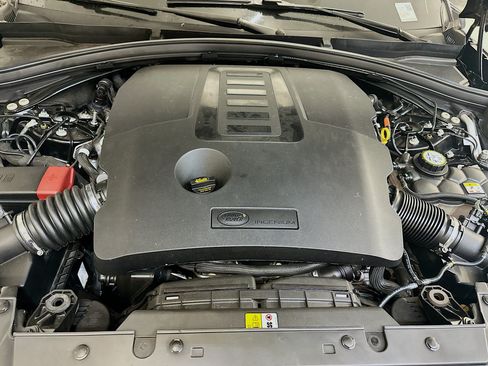 Used 2021 Land Rover Range Rover Velar R-Dynamic S AWD/4WD image 36