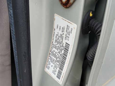 Used 2004 Toyota Tacoma PreRunner image 14