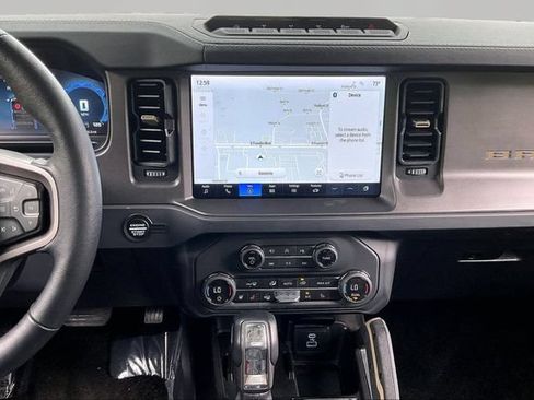Used 2025 Ford Bronco Badlands AWD/4WD image 9