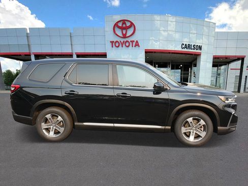 Used 2023 Honda Pilot EX-L image 4