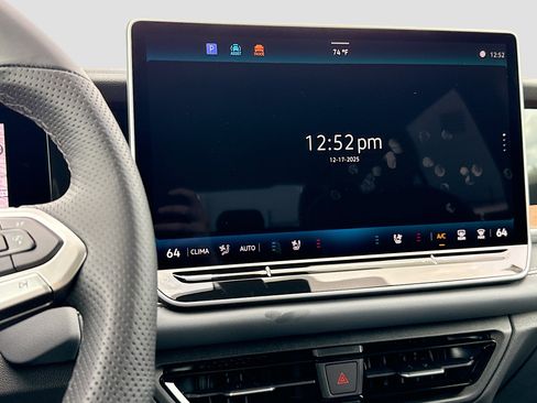 New 2026 Volkswagen Tiguan SEL R-Line image 28