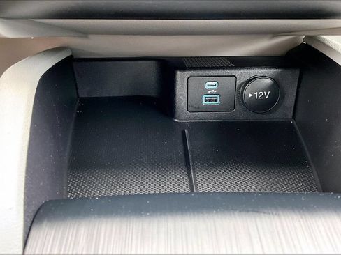 Certified 2023 Ford Escape Active AWD/4WD image 32