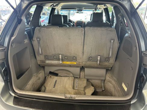 Used 2008 Toyota Sienna XLE FWD image 13