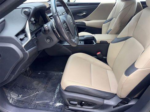 Used 2021 Lexus ES 250 w/ Premium Package image 26