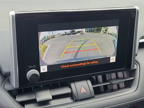 Used 2023 Toyota RAV4 LE FWD image 22