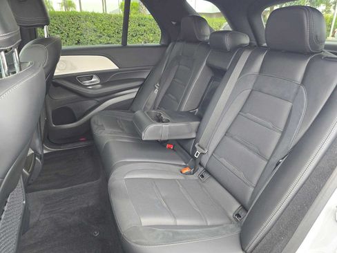 Used 2025 Mercedes-Benz GLE 53 AMG 4MATIC image 19