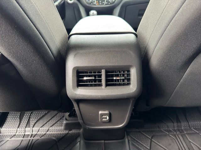 Used 2020 Chevrolet Equinox LT w/ Driver Convenience Package AWD/4WD image 9