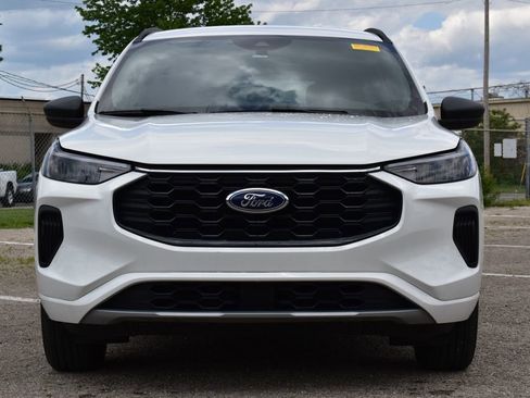 Certified 2024 Ford Escape ST-Line w/ Tech Pack #1 AWD/4WD image 2