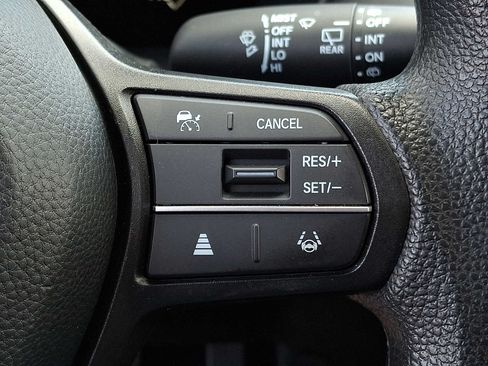 Used 2024 Honda HR-V LX image 18