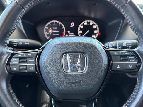 Used 2023 Honda HR-V Sport image 11