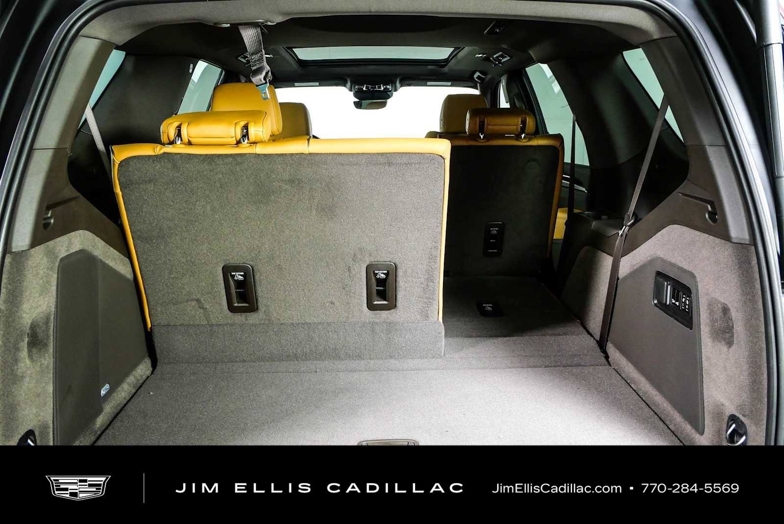 New 2026 Cadillac Escalade Luxury AWD/4WD image 35