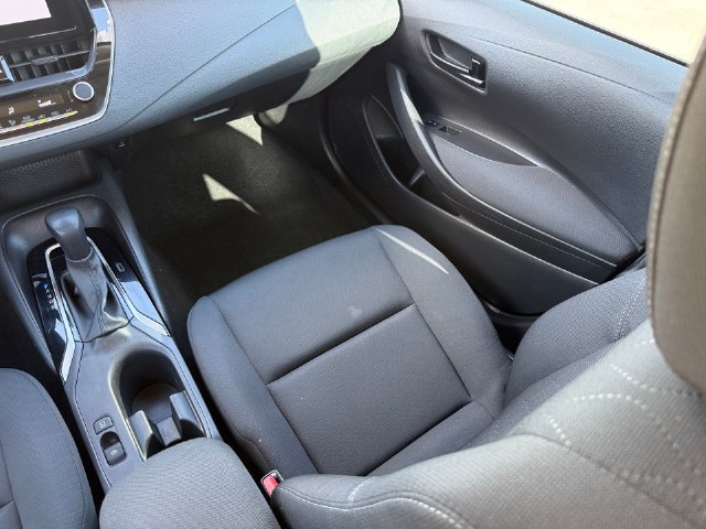 Used 2024 Toyota Corolla LE FWD image 25